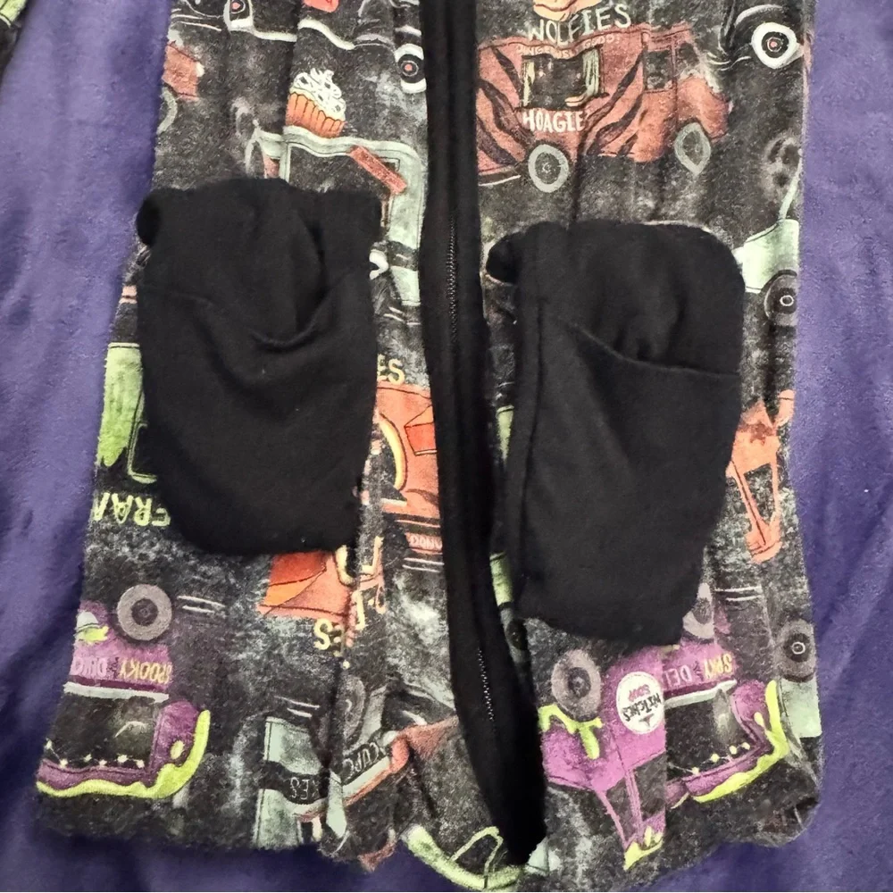 Fletch Convertible Halloween PJs size 12-18 mos VGUC